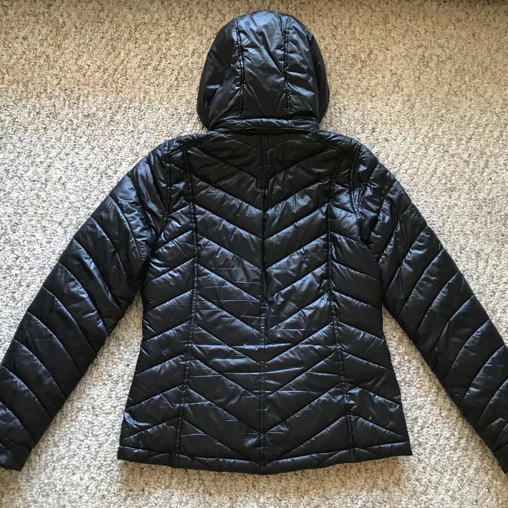Woman's Tek Gear Puff Jacket - Picture 2 of 7
